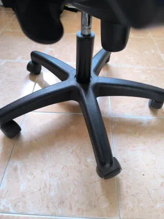 Silla de oficina: ergonómica reclinable