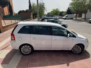 644114491 Opel Zafira 2011 7 plazas 140.000KM