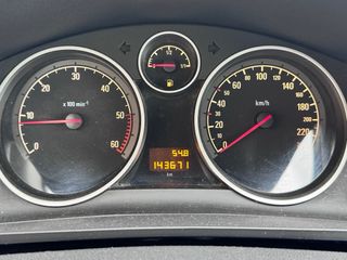644114491 Opel Zafira 2011 7 plazas 140.000KM