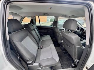644114491 Opel Zafira 2011 7 plazas 140.000KM