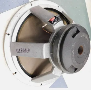 Altavoz Woofer speaker . Bombo. Jbl