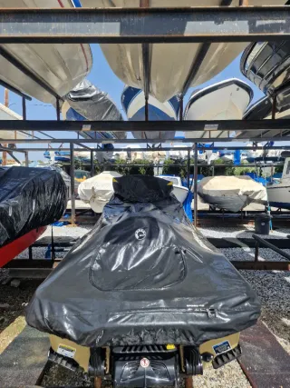 Moto de Agua Sea-Doo RXT 325 - 2h - 2025