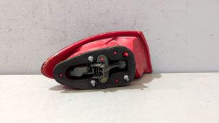PILOTO TRASERO DERECHO Alfa Romeo 147 (190)(2004->)