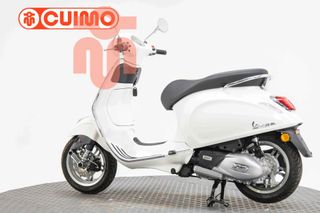 VESPA PRIMAVERA 125