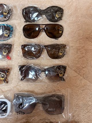 Lote de gafas de sol Lote completo 100€ Sueltas 12