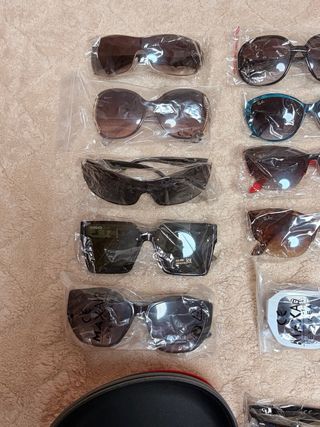Lote de gafas de sol Lote completo 100€ Sueltas 12