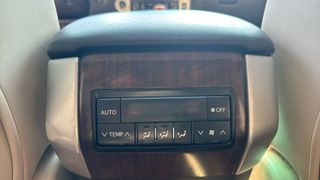 Toyota Land Cruiser 150 2011