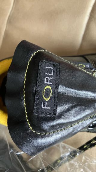 Zapatos de trabajo negros talla 39