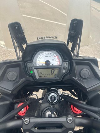 Kawasaki Versys 650 Negra