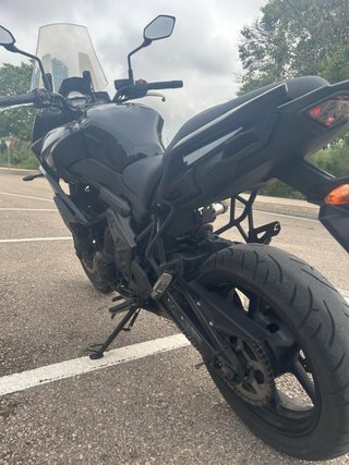 Kawasaki Versys 650 Negra