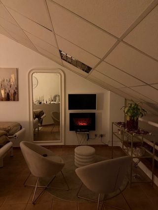 3 Sillas Beige Modernas Patas Doradas