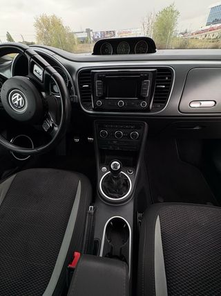 Volkswagen Beetle 2013