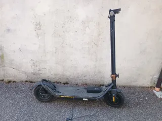 Monopattino Elettrico Ducati Scrambler