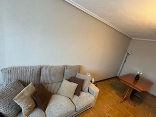 Mesa y Sofá Conjunto