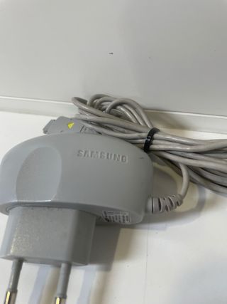 Samsung SGH-E330 Prata