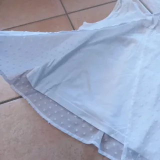 Top elegante bianco a pois ragazza 16 anni