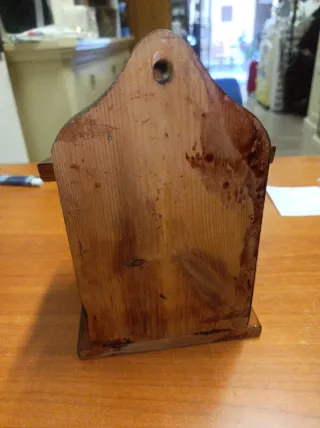 Saliera vintage in legno con decorazioni