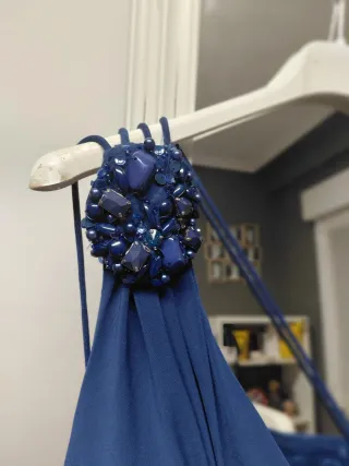 Vestido largo joya azul