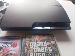 Consola PS3 Negra + 4 Juegos + Accesorios