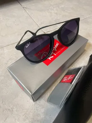 Gafas de sol Ray-Ban Erika negras