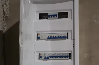 Instalador eléctrico, alta de luz Acometidas