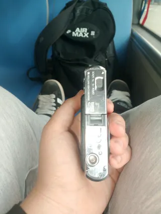 Cámara Panasonic Lumix Negra y Plateada