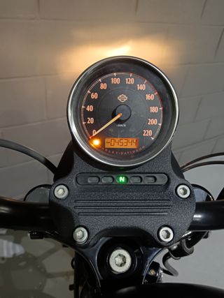 Harley Davidson Iron 883