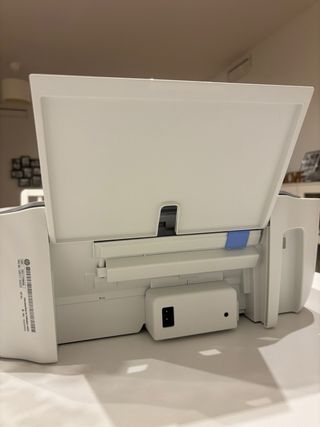 Impresora HP DeskJet 2720e WIFI escáner copia