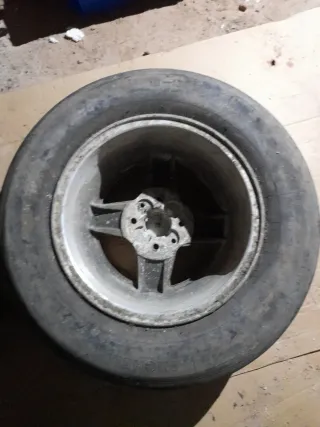 2 Llantas Targa 13"