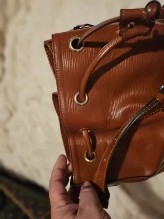 Bolso saco epi tipo Noe LV marrón