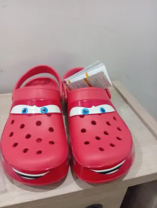 Crocs Rayo McQueen con Luces Talla 41-42