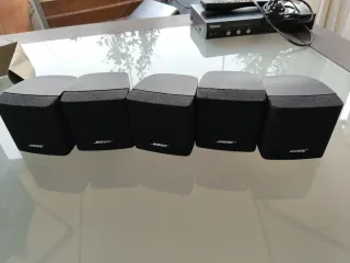 Subwoofer Bose Negro