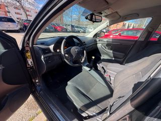 644114491 Toyota Avensis 2009
