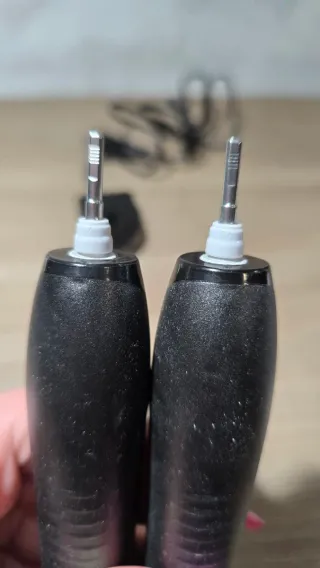 2 Cepillos Eléctricos Philips Sonicare HX6970