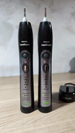 2 Cepillos Eléctricos Philips Sonicare HX6970