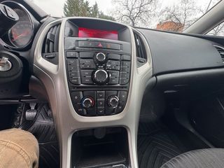644114491 Opel Astra 2011 190.000KM
