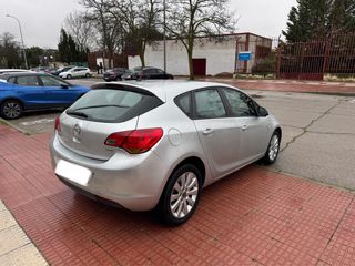 644114491 Opel Astra 2011 190.000KM