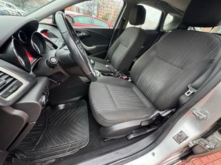 644114491 Opel Astra 2011 190.000KM