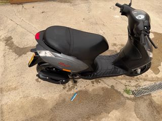 Piaggio Zip 50cc 4T Seminueva 1400km