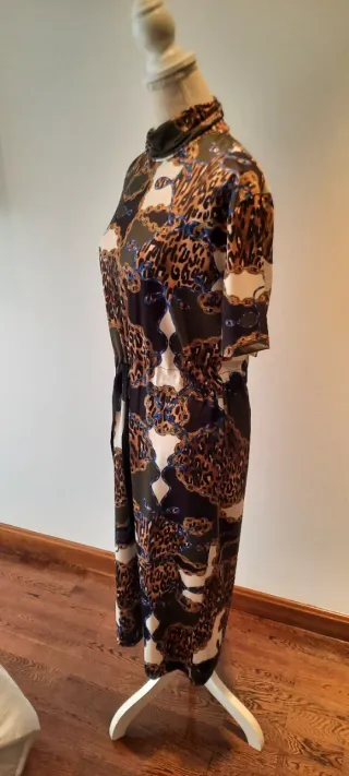 Vestido Zara estampado cadenas y leopardo