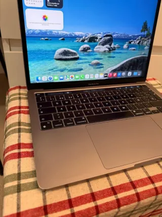 MacBook Pro M1 SEMINUEVO
