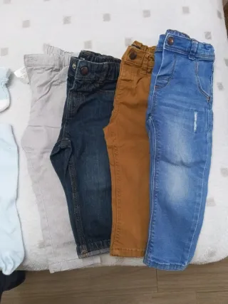 Ropa bebe, conjuntos, leotardos y pantalones.