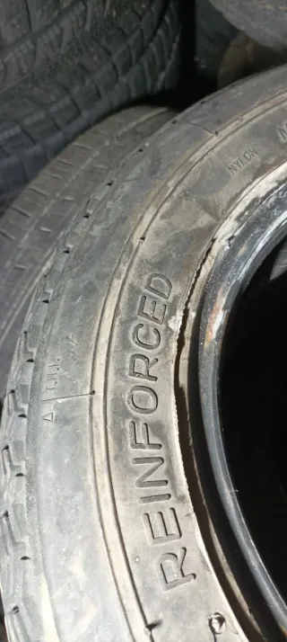 2 pneumatici 4.00 R 12 rinforzati deestone