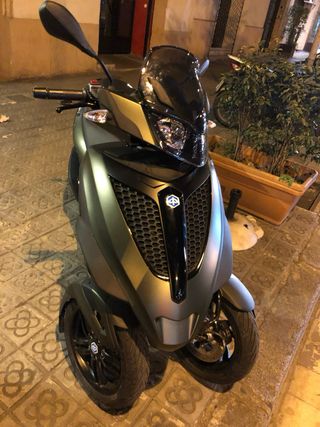 Piaggio MP3 Yourban 300 gris