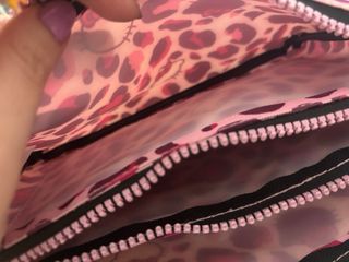 Estuche Hello Kitty Animal Print Rosa