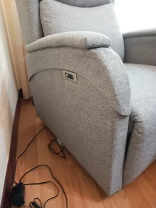 Sillón relax gris tela