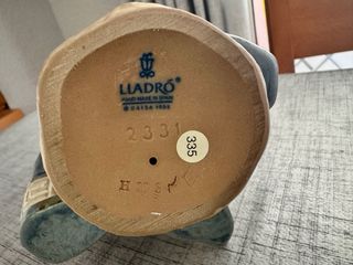 Figura Lladró Porcelana Niña con Jarra