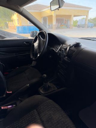 Volkswagen Golf 2001