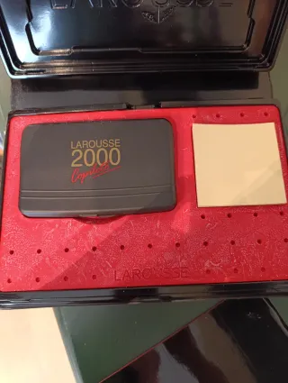 Larousse 2000