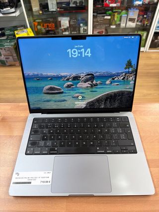 MacBook Pro M1 Pro 2021 16GB RAM 500GB SSD